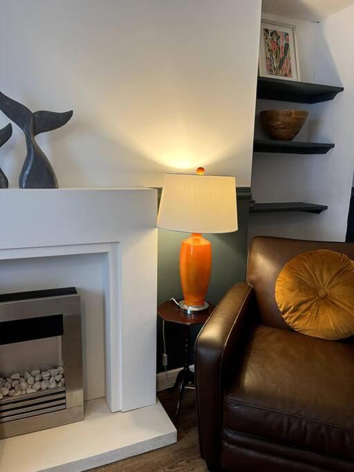 Lobster Cottage - Stylish 3 Bedroom Cottage In Heart Of Tenby Town, Pembrokeshire Экстерьер фото