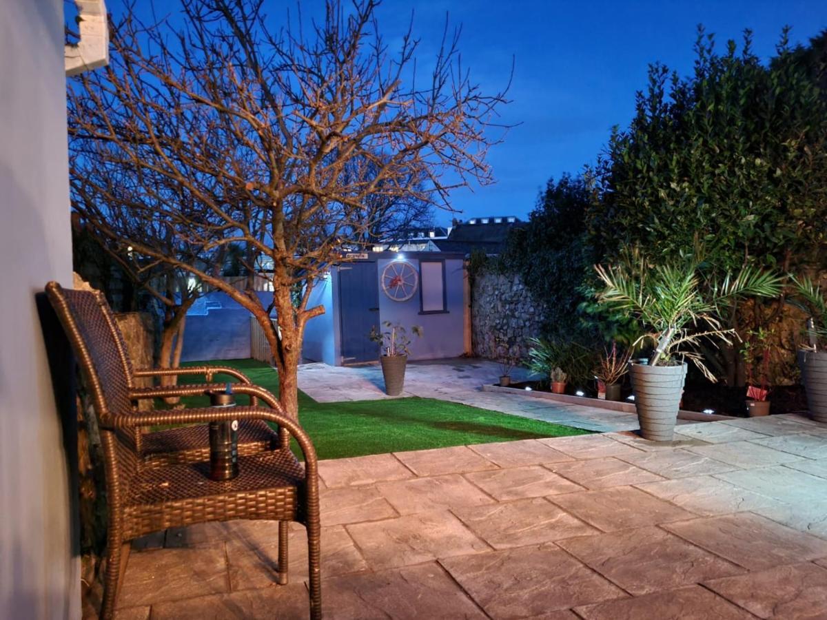 Lobster Cottage - Stylish 3 Bedroom Cottage In Heart Of Tenby Town, Pembrokeshire Экстерьер фото
